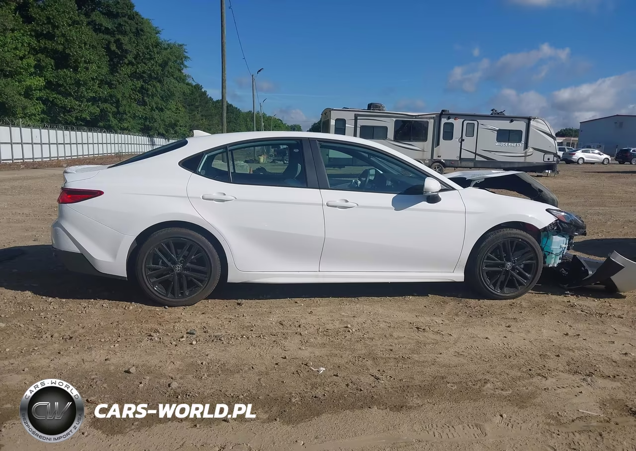 2025 Toyota Camry Se VIN:4T1DAACK7SU595096 - 14