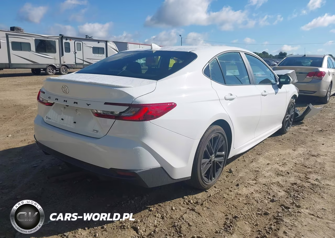 2025 Toyota Camry Se VIN:4T1DAACK7SU595096 - 4