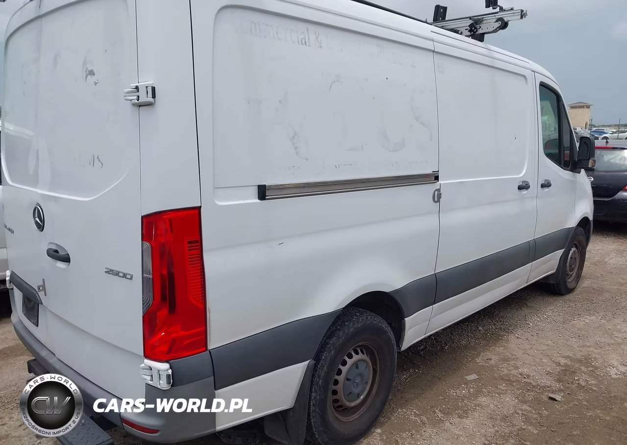 2021 Mercedes-Benz Sprinter 2500 Standard Roof V6 VIN:W1Y4EBHY9MT077233 - 4