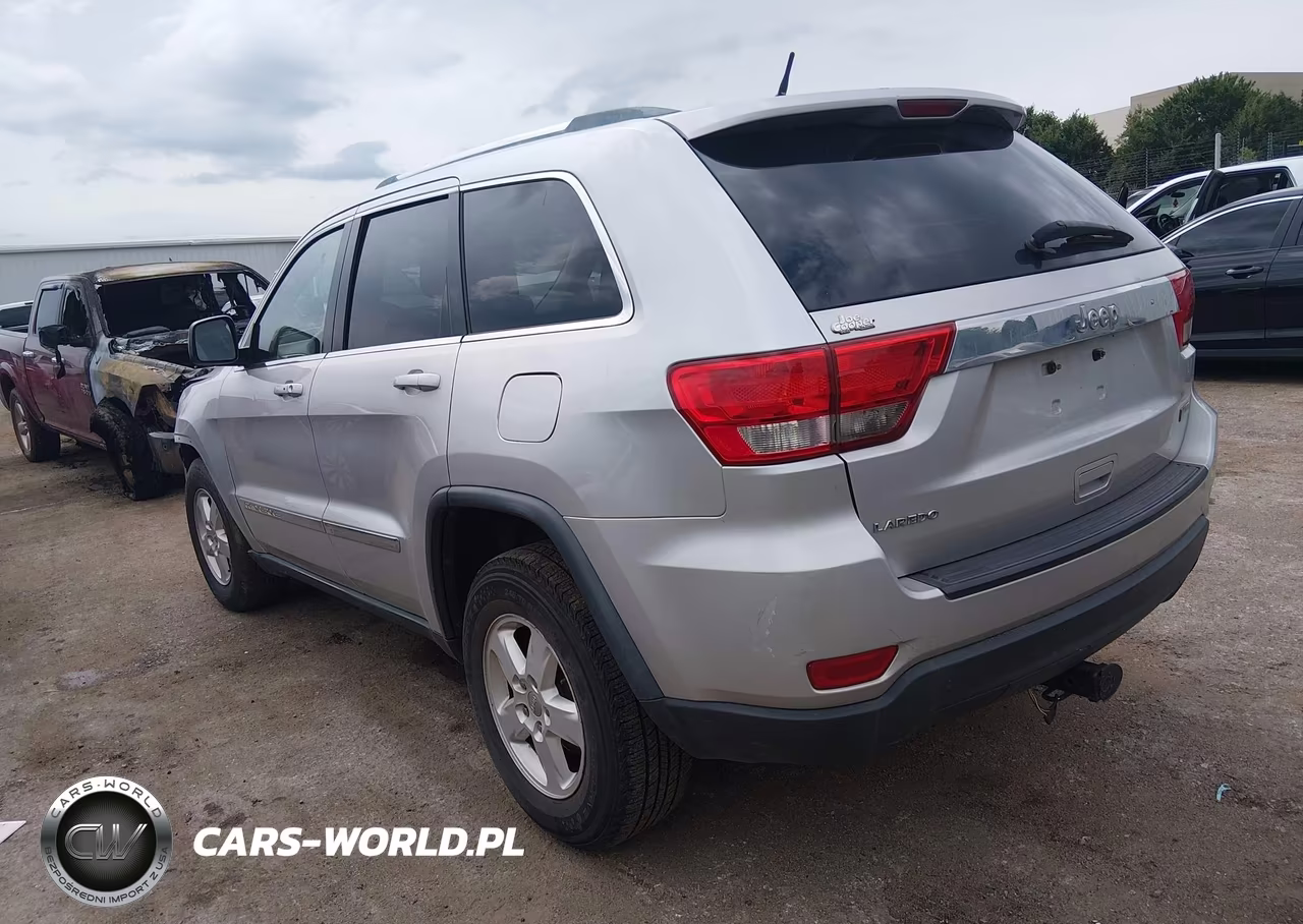 2012 Jeep Grand Cherokee Laredo VIN:1C4RJEAG6CC290616 - 3