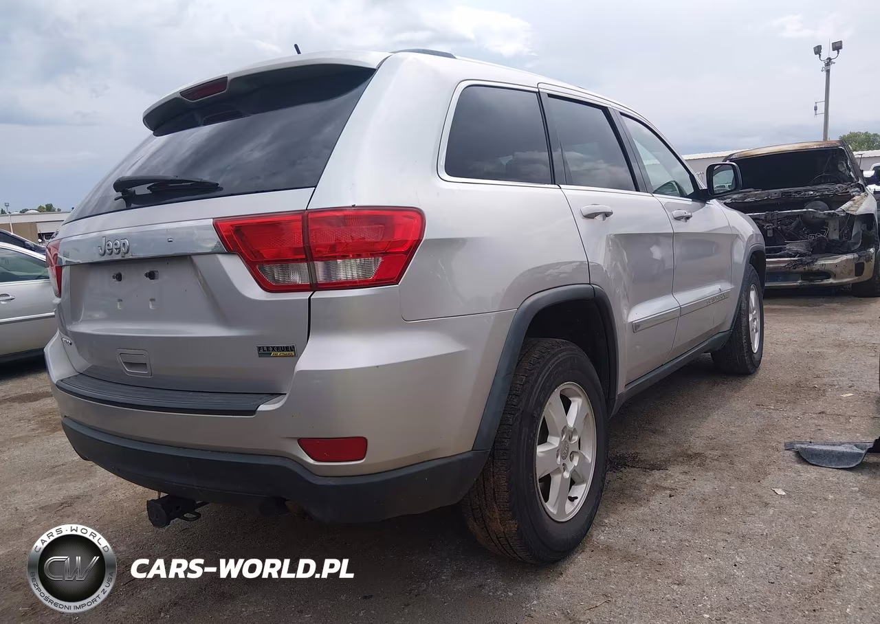 2012 Jeep Grand Cherokee Laredo VIN:1C4RJEAG6CC290616 - 4