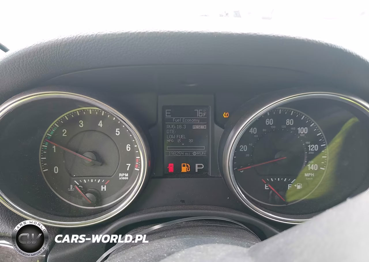 2012 Jeep Grand Cherokee Laredo VIN:1C4RJEAG6CC290616 - 7