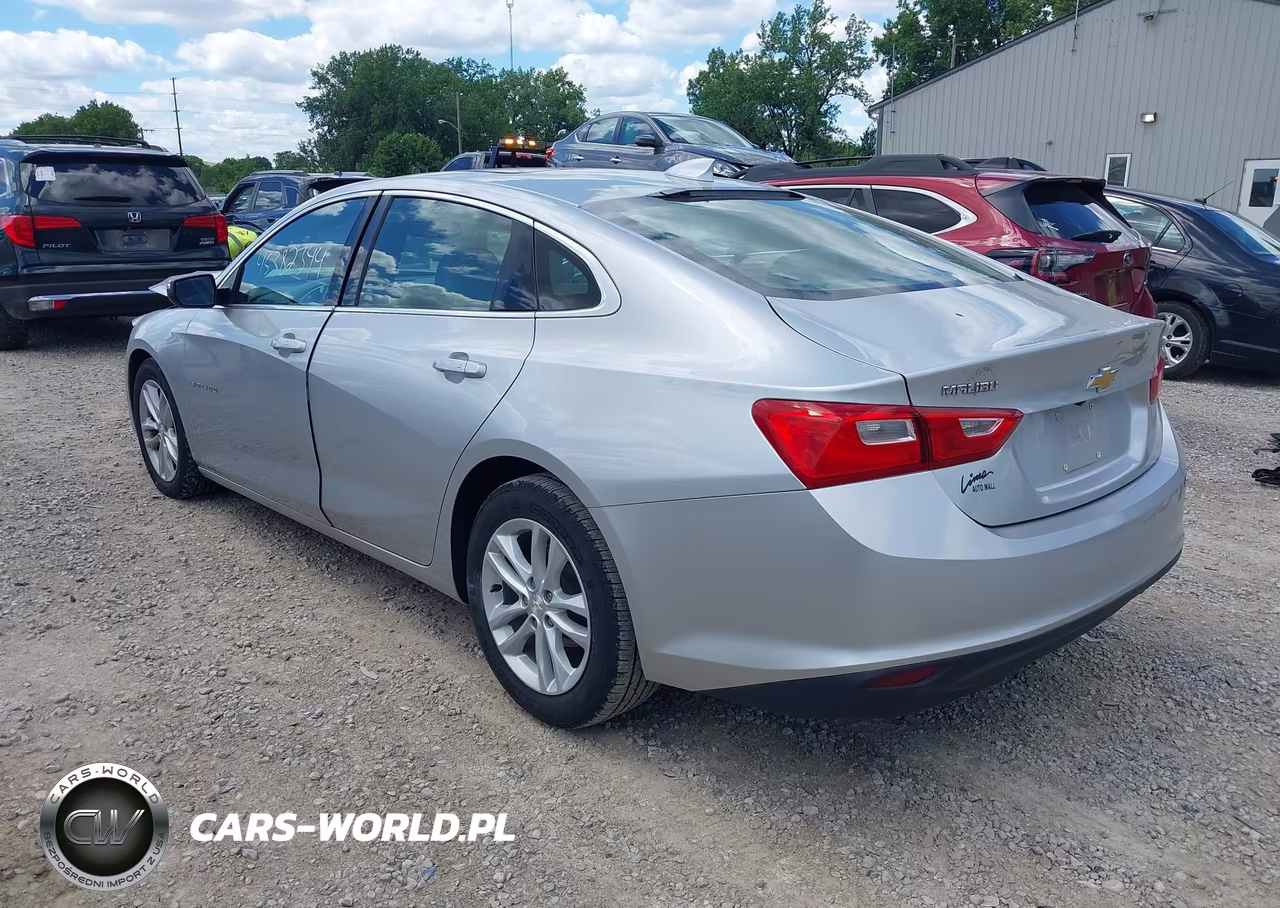 2018 Chevrolet Malibu Lt VIN:1G1ZD5ST1JF141683 - 3