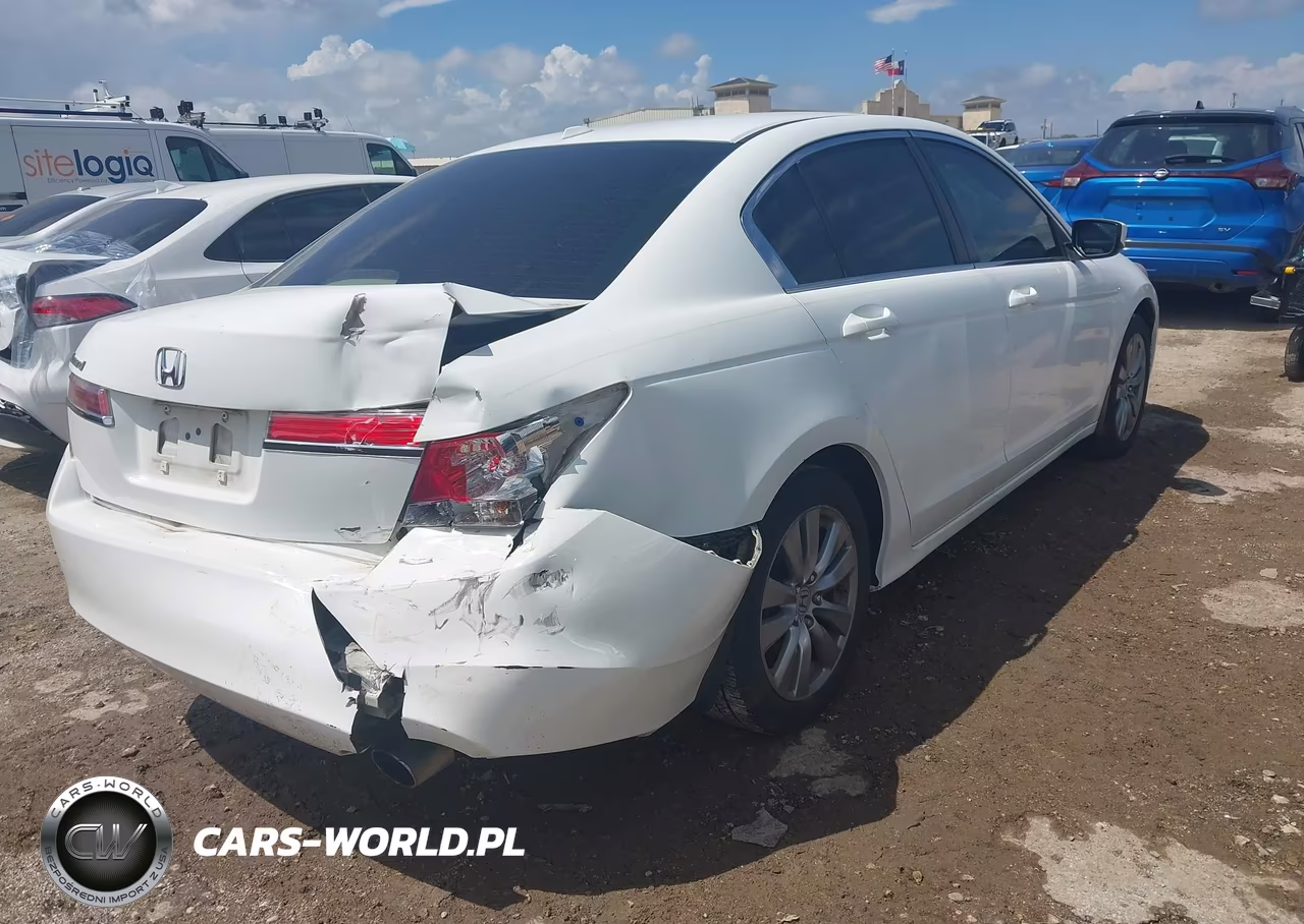2011 Honda Accord 2.4 Ex-L VIN:1HGCP2F80BA102561 - 4