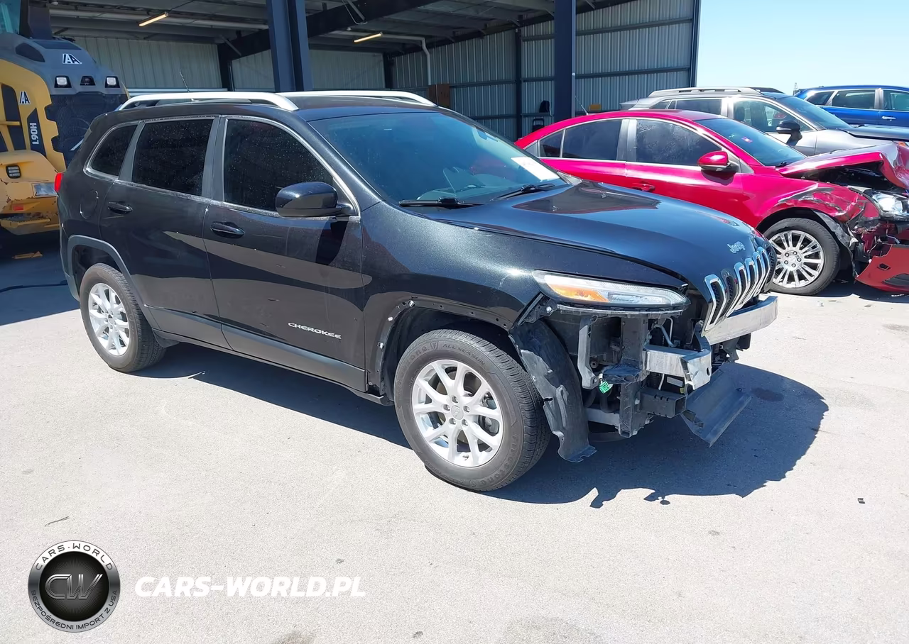 2015 Jeep Cherokee Latitude – zdjęcie 1 z 18