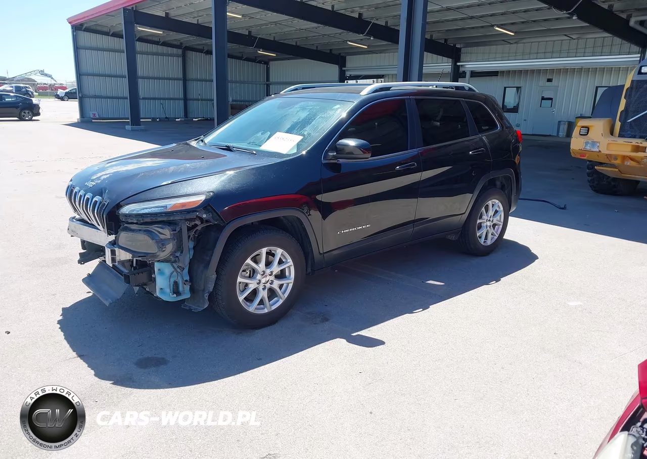 2015 Jeep Cherokee Latitude VIN:1C4PJMCB1FW649327 - 2