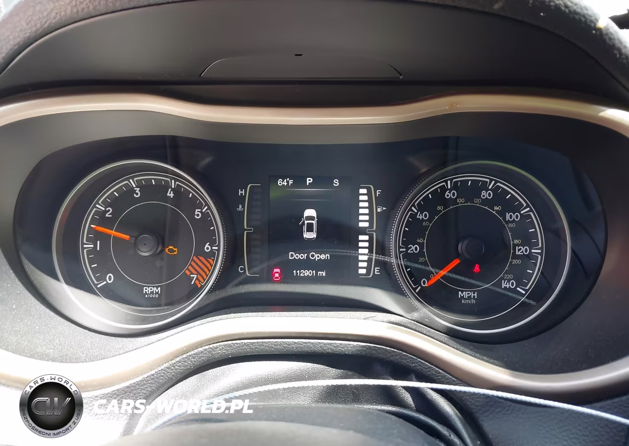 2015 Jeep Cherokee Latitude VIN:1C4PJMCB1FW649327 - 7