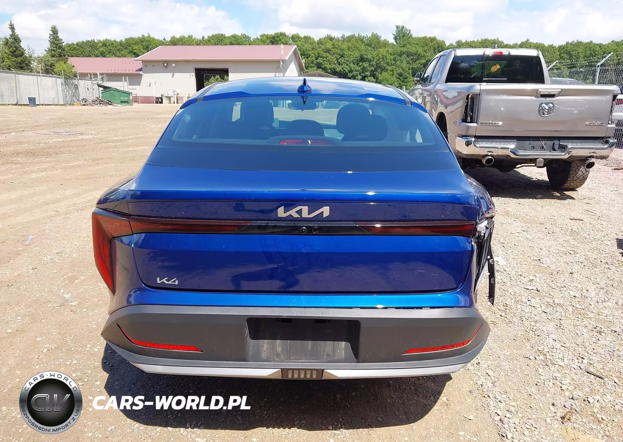 2025 Kia K4 Lxs VIN:3KPFT4DE2SE163757 - 17