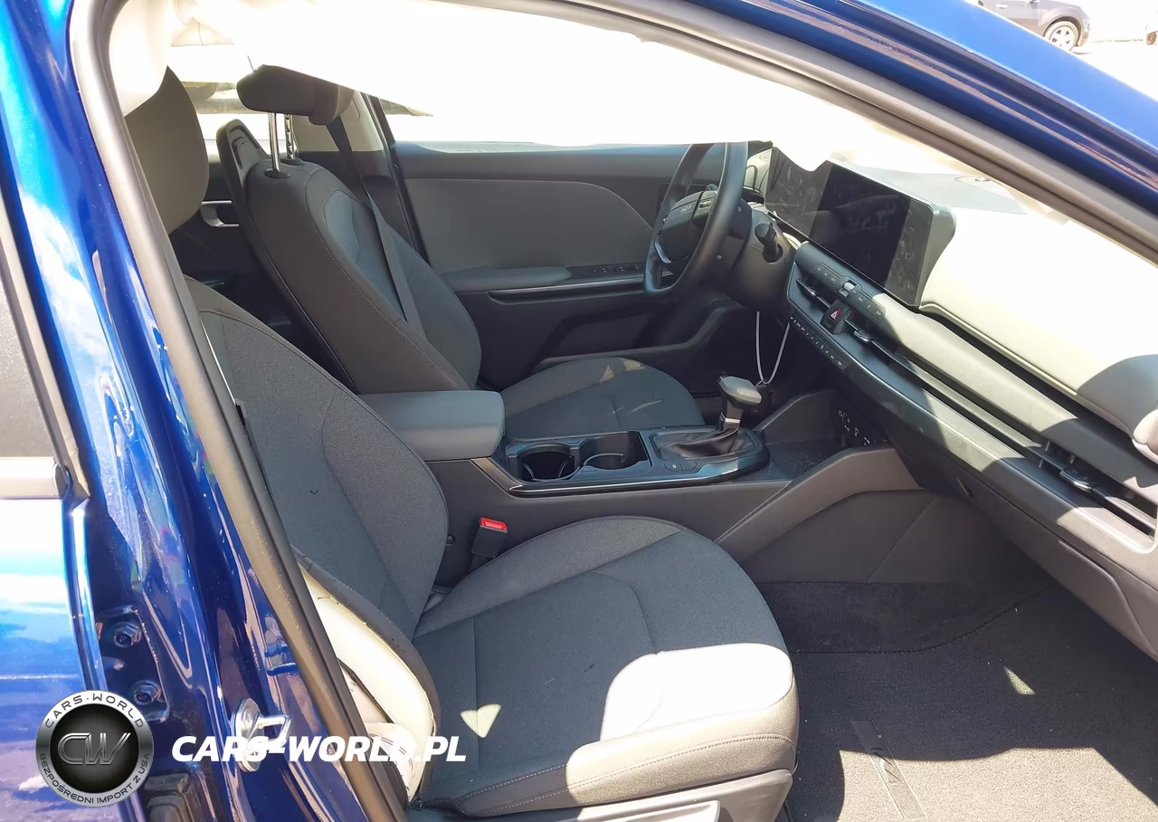 2025 Kia K4 Lxs VIN:3KPFT4DE2SE163757 - 5