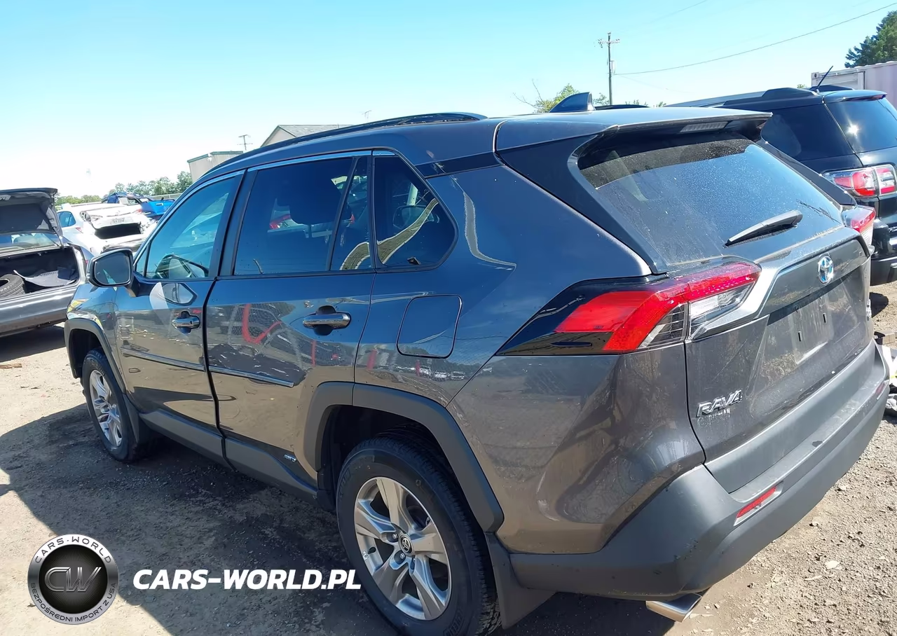 2024 Toyota Rav4 Hybrid Xle VIN:4T3RWRFV8RU145888 - 3