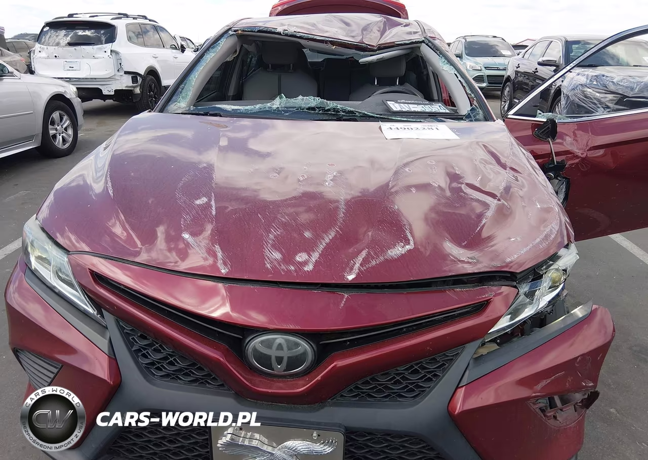 2018 Toyota Camry Se VIN:4T1B11HK4JU665393 - 6
