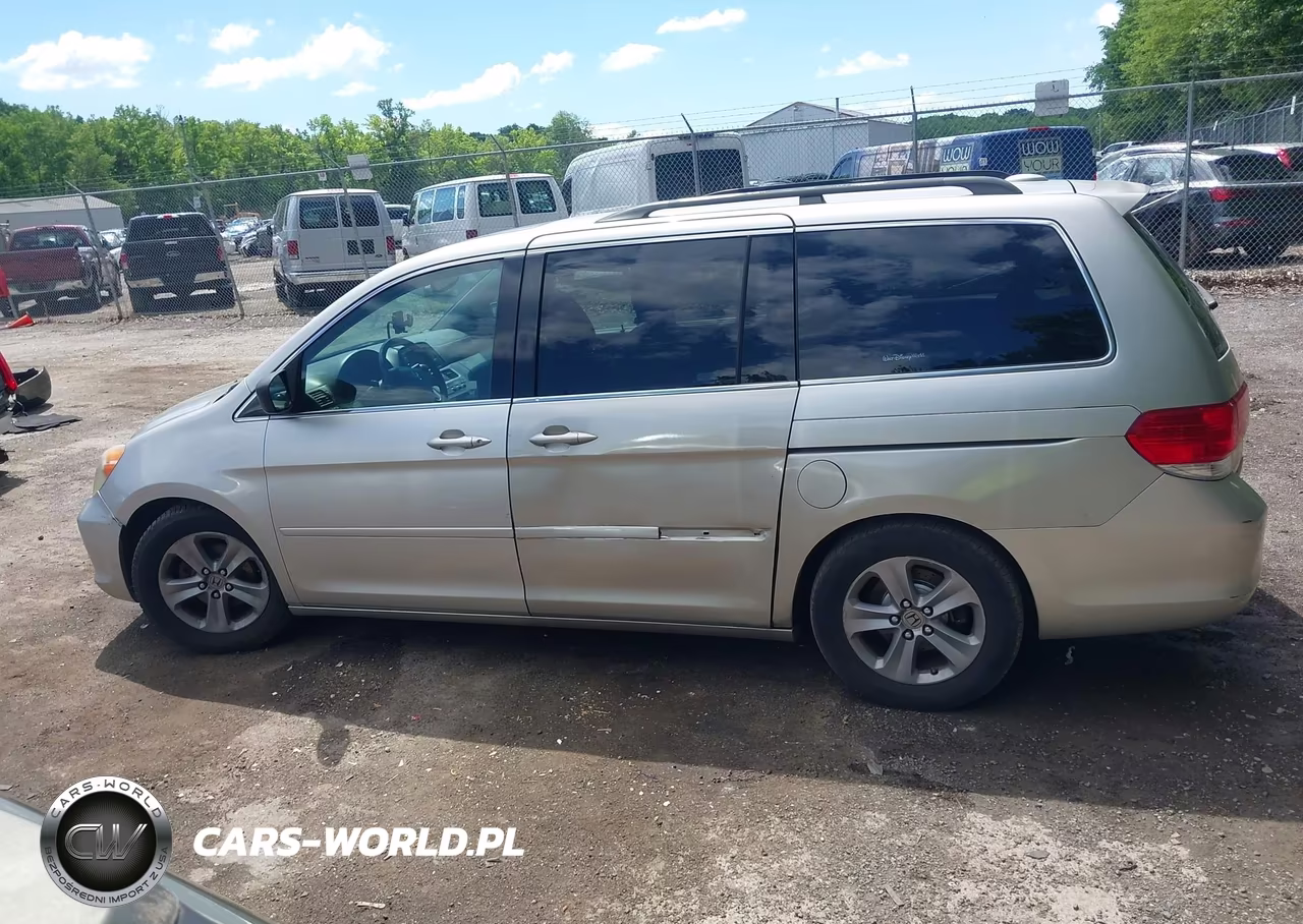 2008 Honda Odyssey Touring VIN:5FNRL38998B090328 - 14