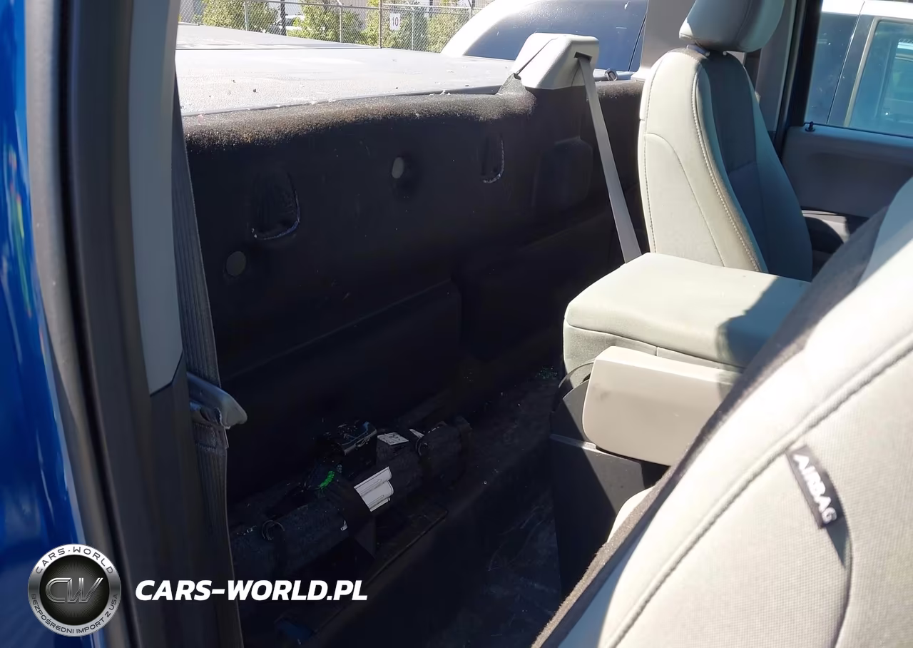 2018 Ford F-150 Xl VIN:1FTMF1CP9JKC77881 - 8