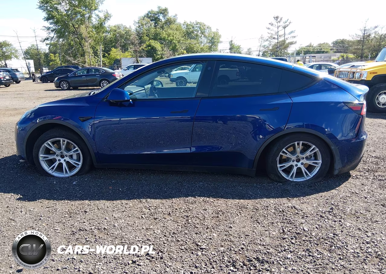 2021 Tesla Model Y Long Range Dual Motor All-Wheel Drive VIN:5YJYGDEE8MF094209 - 14