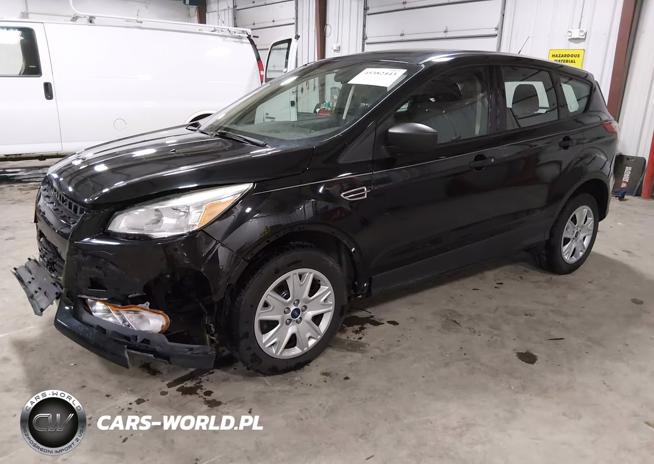 2013 Ford Escape S VIN:1FMCU0F75DUB52128 - 2