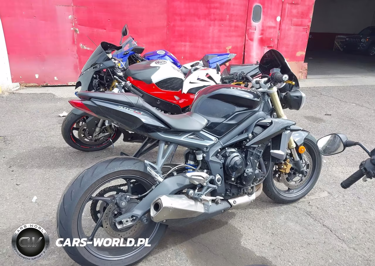 2013 Triumph Motorcycle Street Triple VIN:SMTL02NE3DT572358 - 4