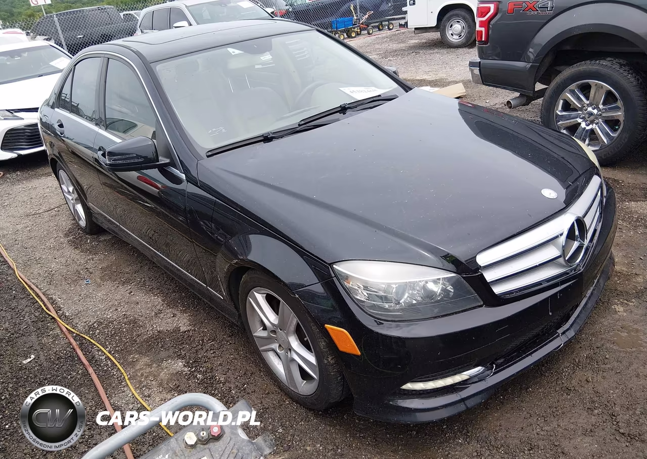 2011 Mercedes-Benz C 300 Luxury 4Matic-Sport 4Matic – zdjęcie 1 z 16