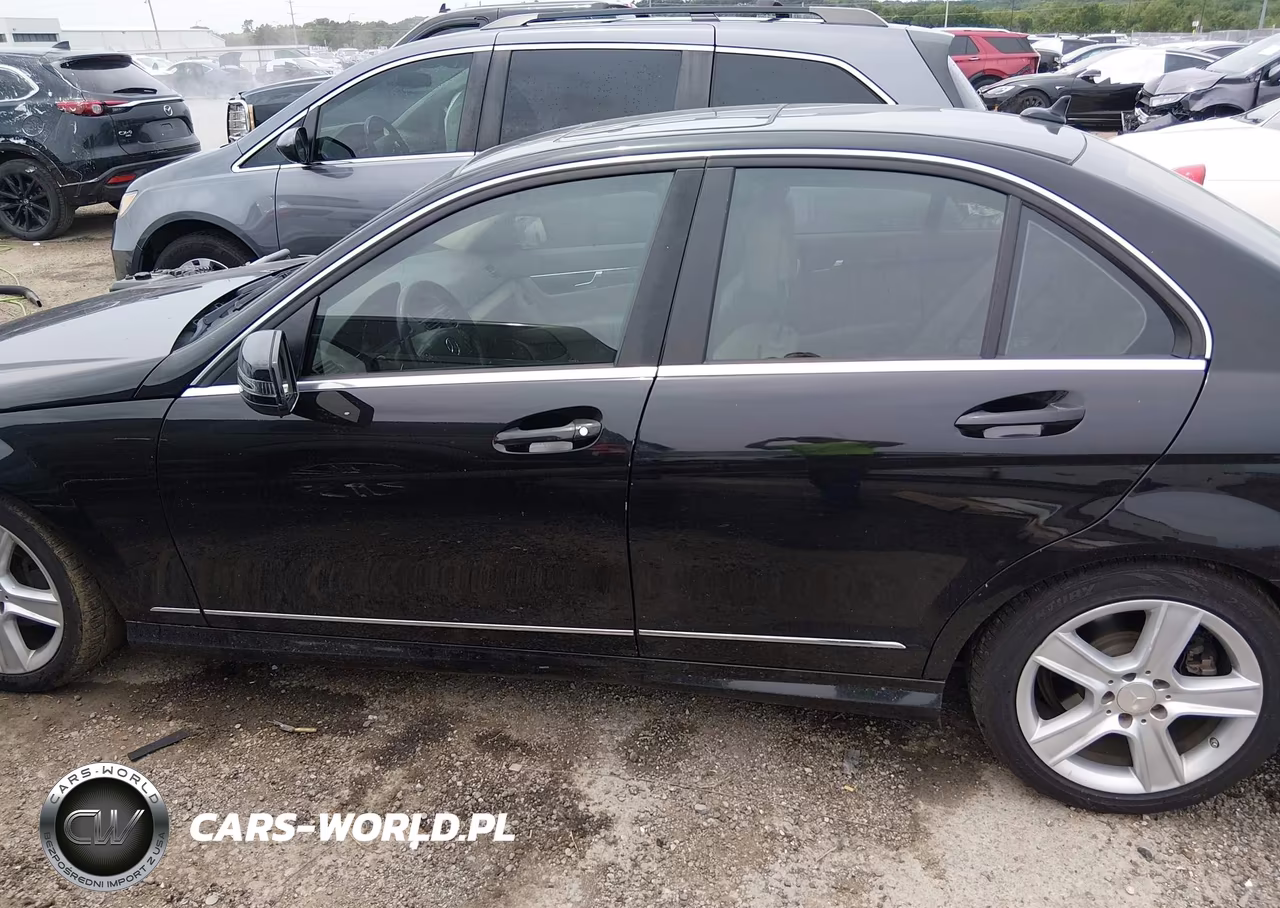 2011 Mercedes-Benz C 300 Luxury 4Matic-Sport 4Matic VIN:WDDGF8BB4BR177049 - 14