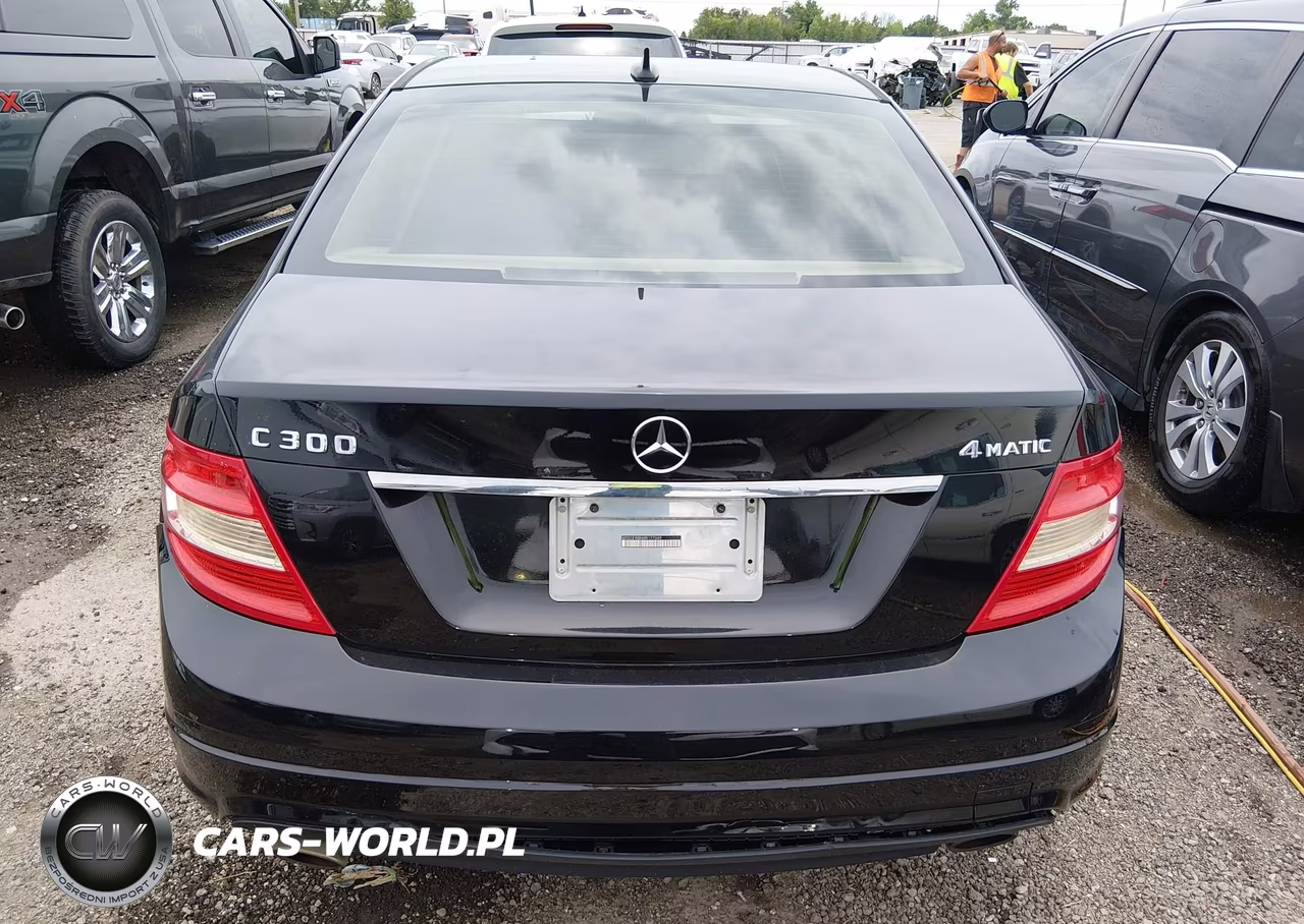 2011 Mercedes-Benz C 300 Luxury 4Matic-Sport 4Matic VIN:WDDGF8BB4BR177049 - 16