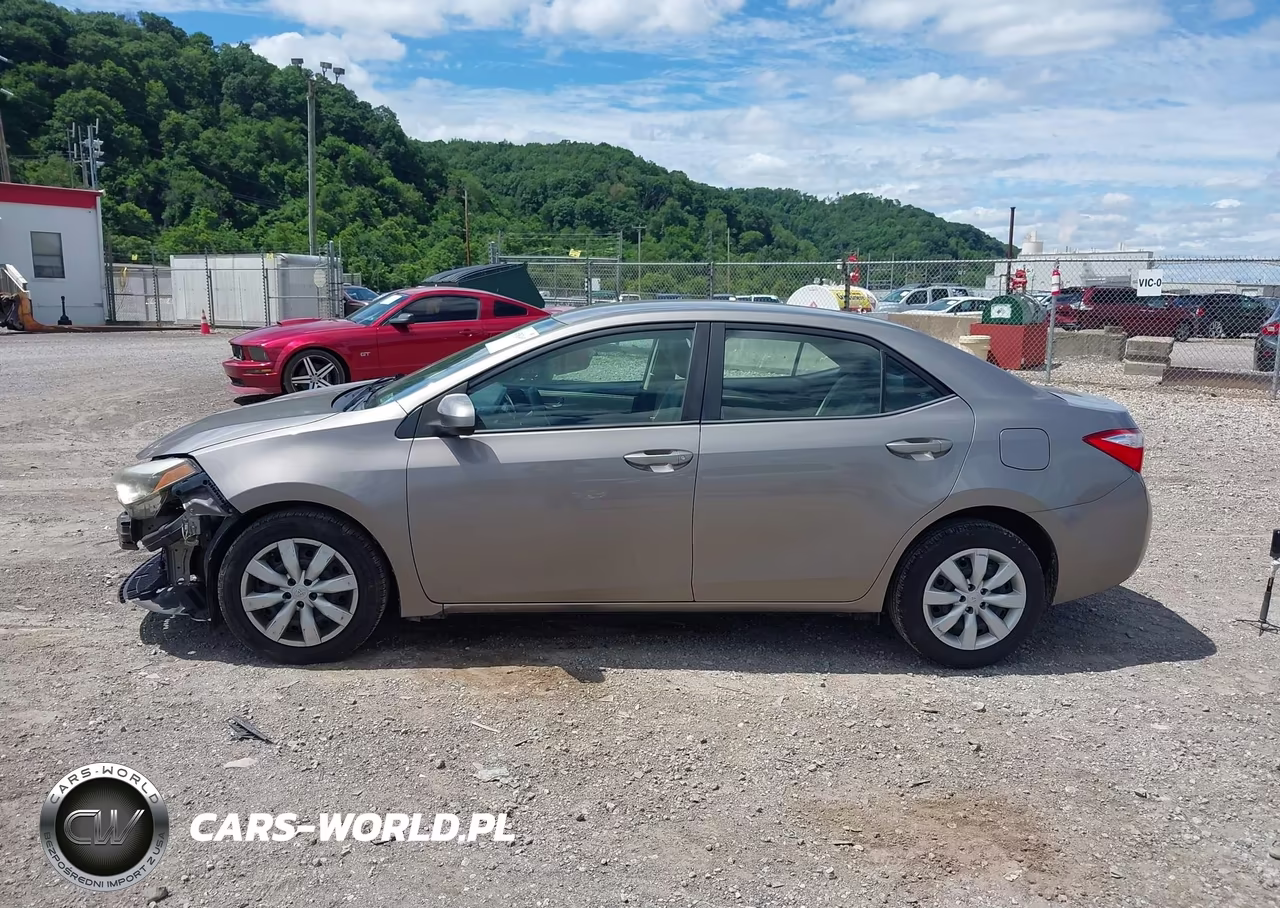 2014 Toyota Corolla Le VIN:2T1BURHE8EC204205 - 14