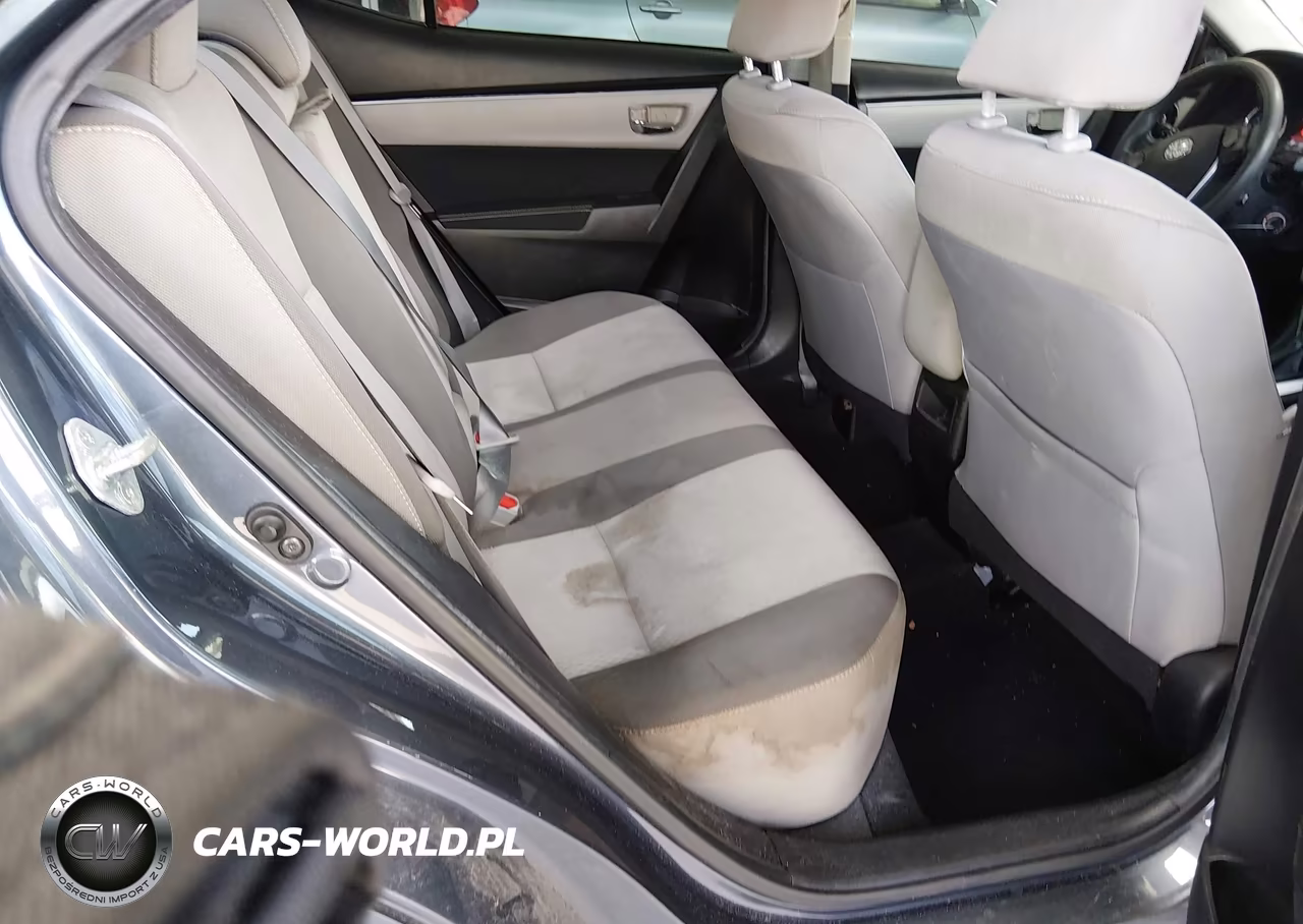 2018 Toyota Corolla Le VIN:5YFBURHE5JP792252 - 8