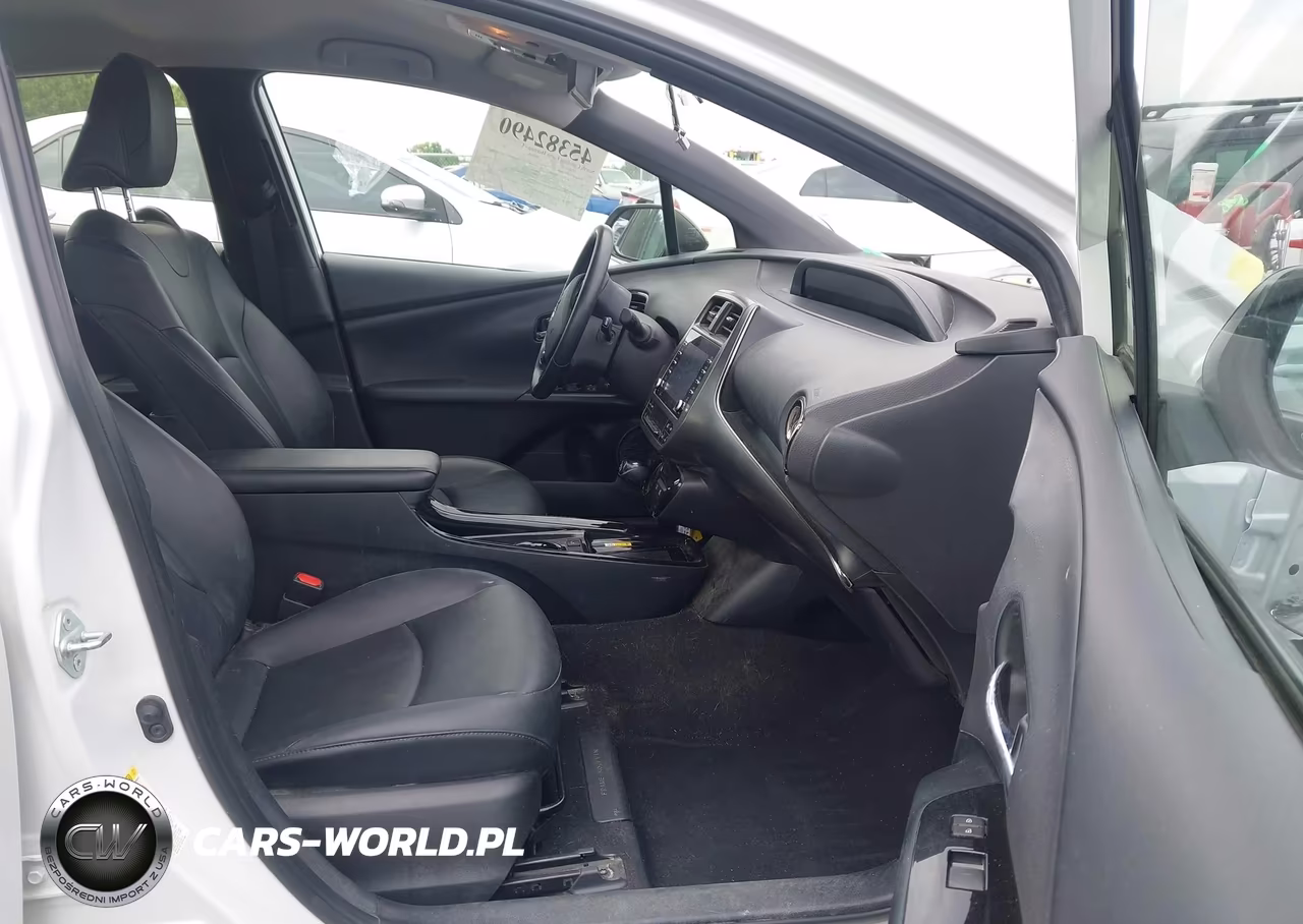 2021 Toyota Prius 2020 Edition VIN:JTDKAMFU4M3128401 - 5