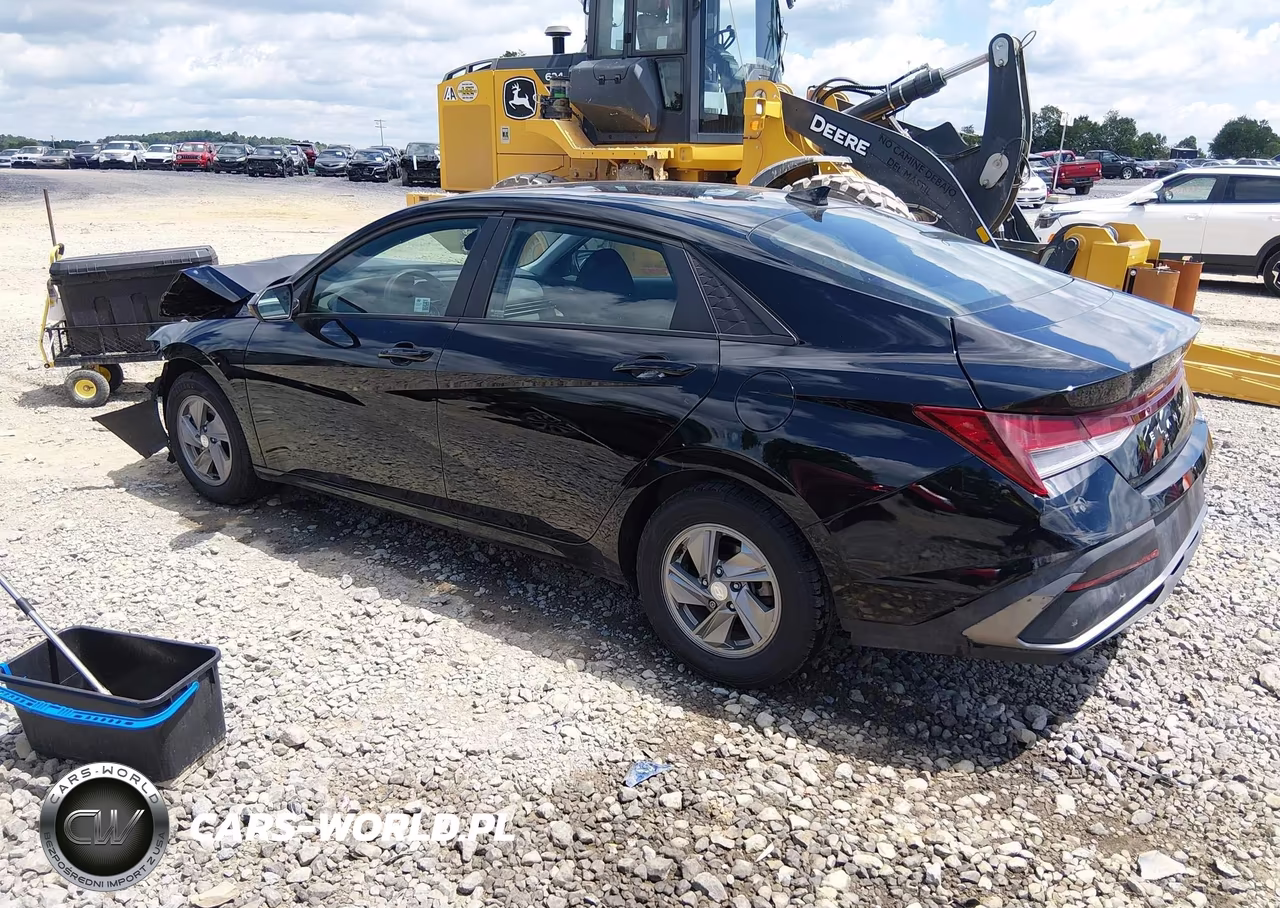 2025 Hyundai Elantra Se VIN:KMHLL4DG5SU873611 - 3