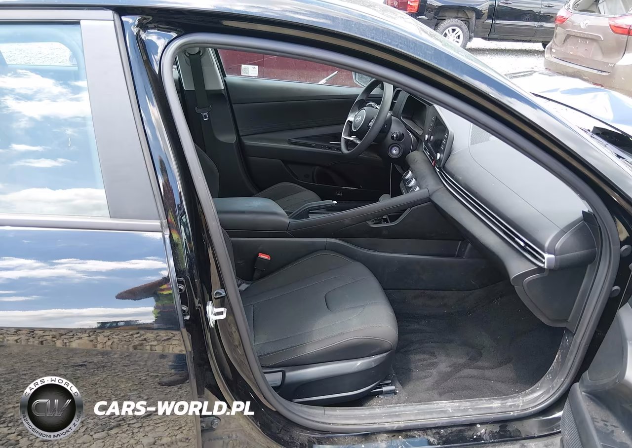 2025 Hyundai Elantra Se VIN:KMHLL4DG5SU873611 - 5