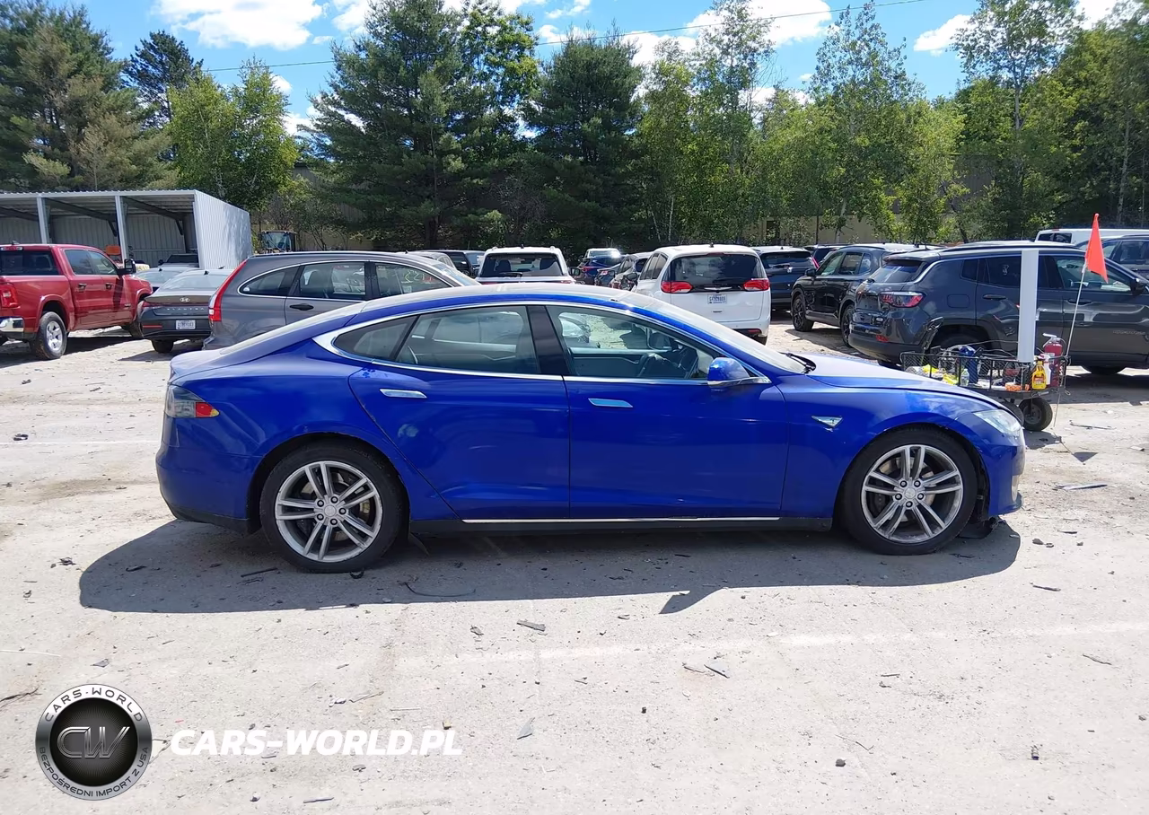 2015 TESLA MODEL S 70 VIN:5YJSA1S29FF096800 - 13