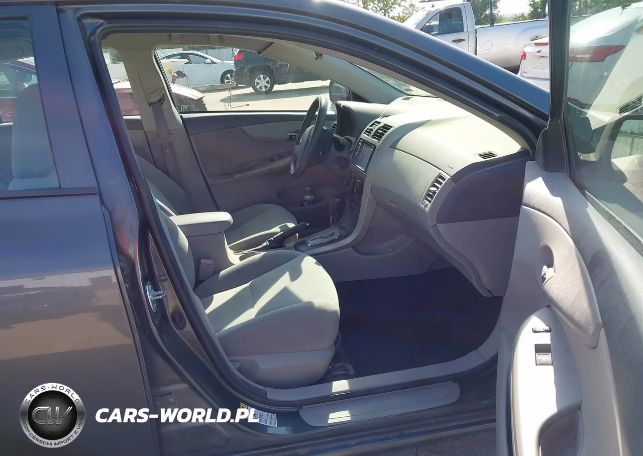 2010 Toyota Corolla Le VIN:2T1BU4EE2AC443086 - 5