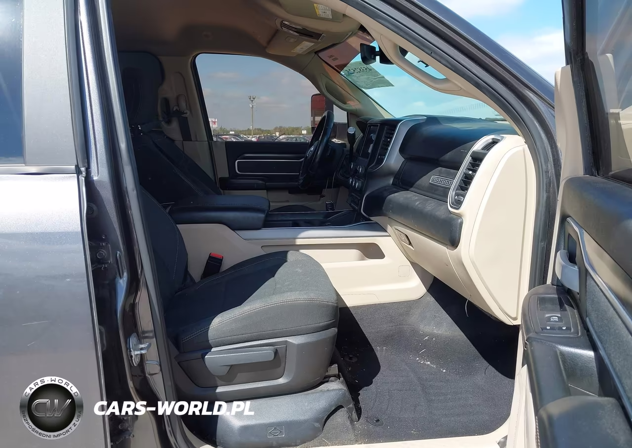 2019 Ram 3500 Big Horn VIN:3C63RRLL8KG624096 - 5