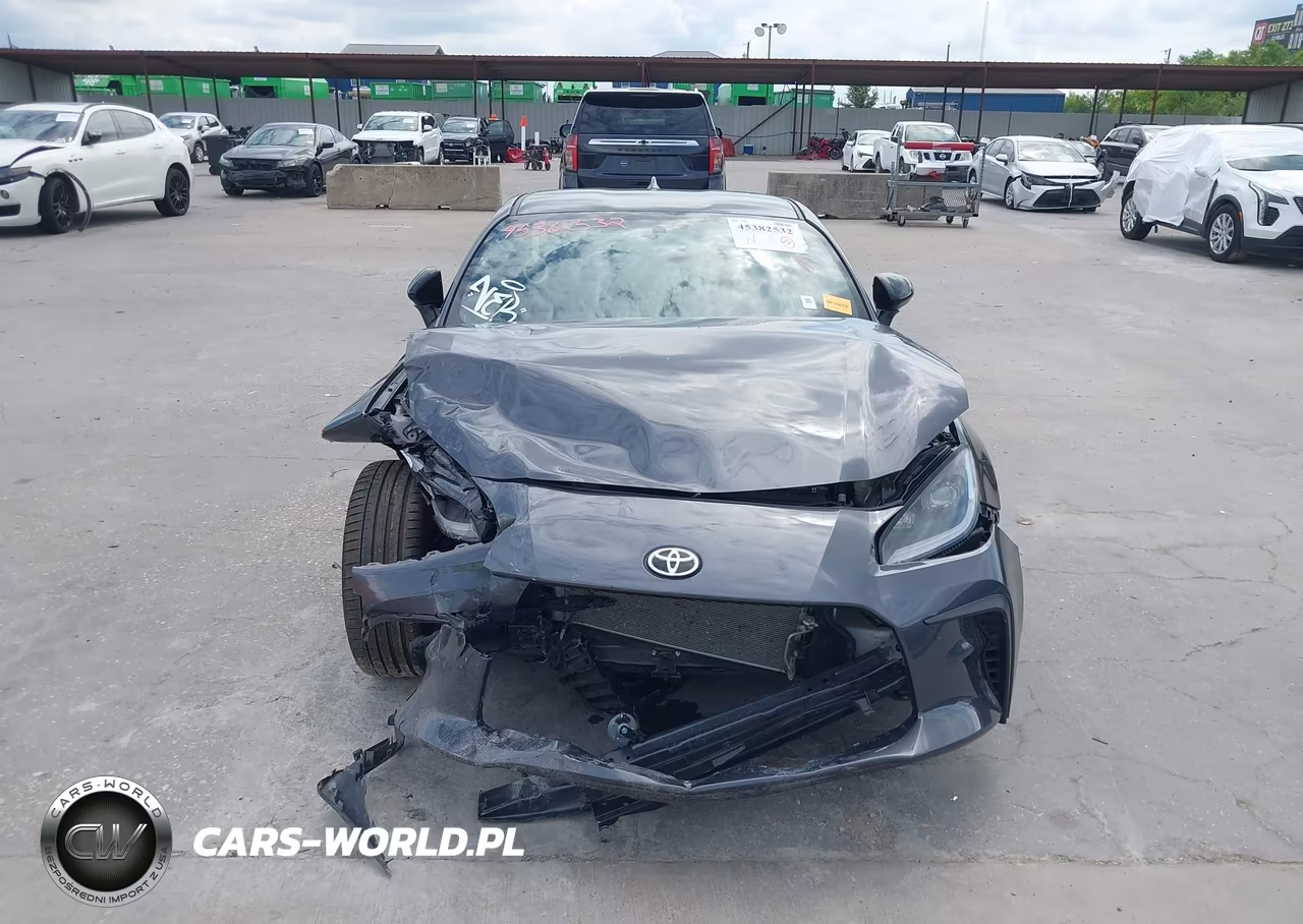 2025 Toyota Gr86 Premium VIN:JF1ZNBE19S9760759 - 12