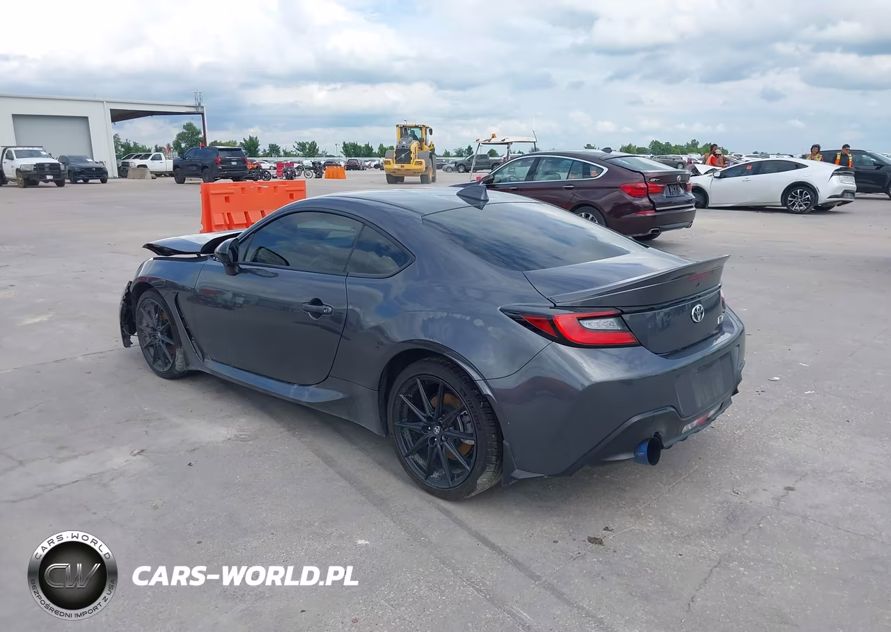 2025 Toyota Gr86 Premium VIN:JF1ZNBE19S9760759 - 3