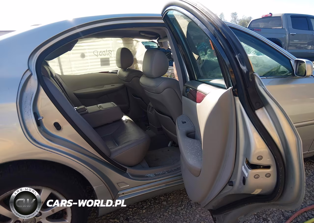 2002 Lexus Es 300 VIN:JTHBF30G320026485 - 8