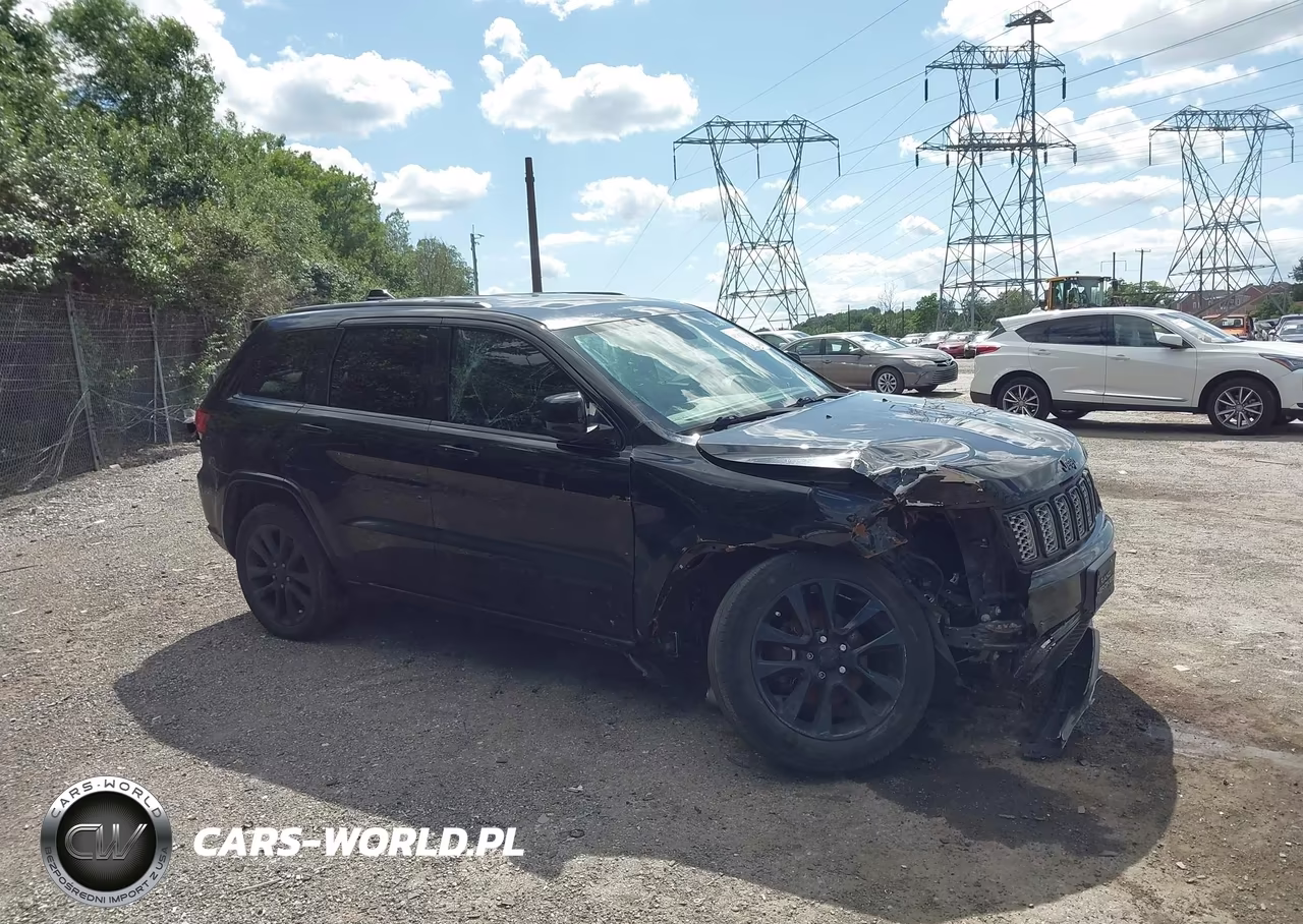 2018 Jeep Grand Cherokee Altitude 4X4 VIN:1C4RJFAG3JC357451 - 17