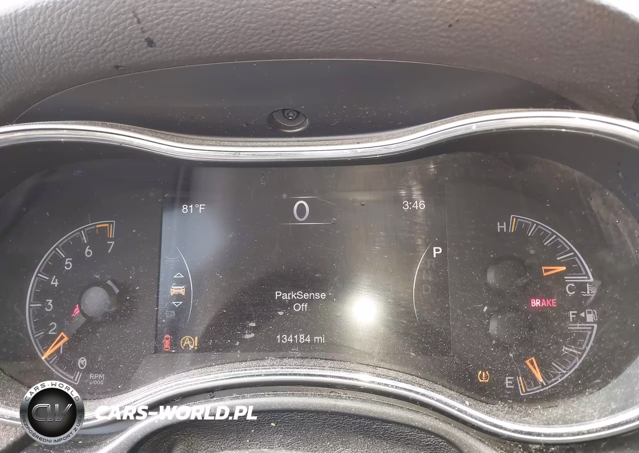 2018 Jeep Grand Cherokee Altitude 4X4 VIN:1C4RJFAG3JC357451 - 7