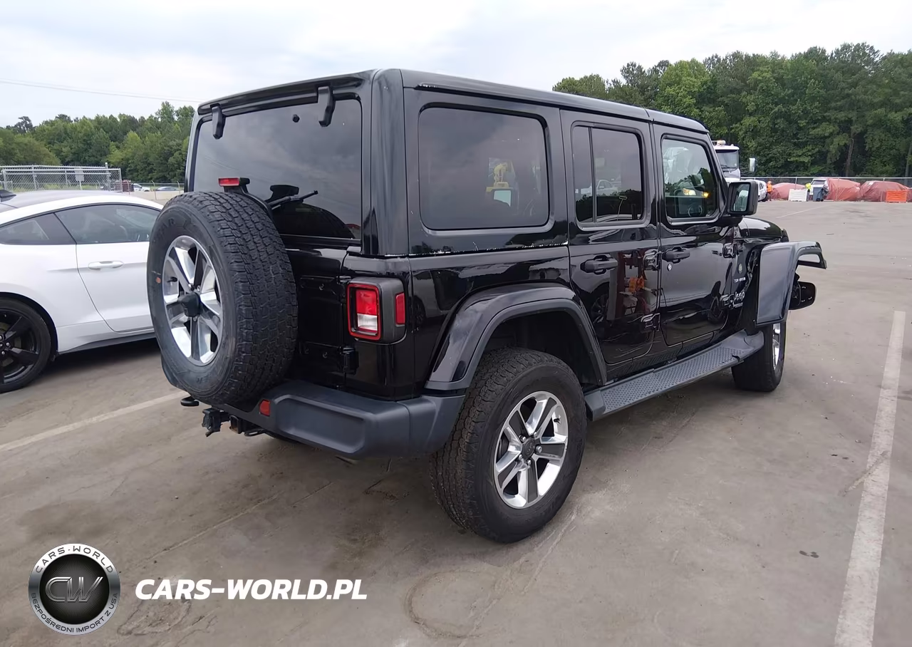 2021 Jeep Wrangler Unlimited Sahara 4X4 VIN:1C4HJXEG8MW550418 - 4