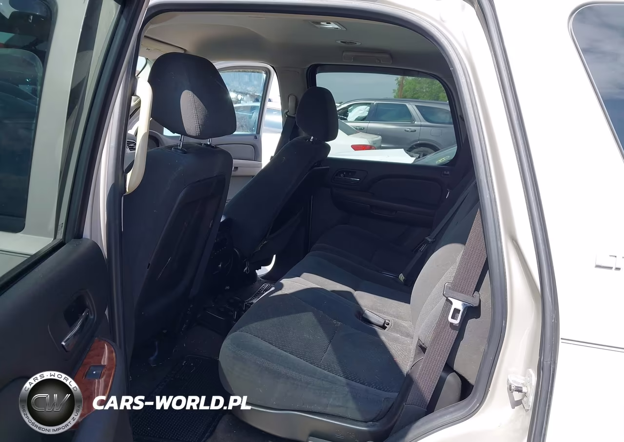 2008 Chevrolet Tahoe Lt VIN:1GNFC13058R237102 - 8