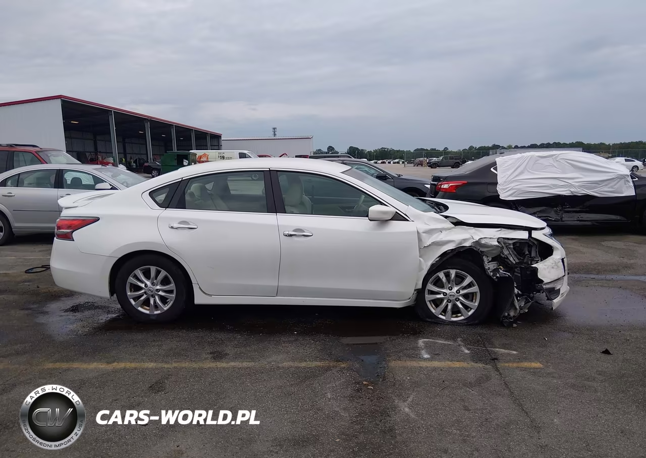 2014 Nissan Altima 2.5 S VIN:1N4AL3AP6EC281158 - 13