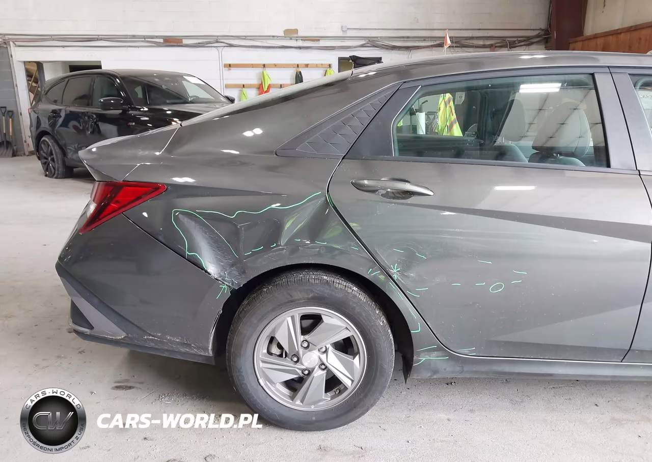 2025 Hyundai Elantra Se VIN:KMHLL4DG8SU951864 - 18