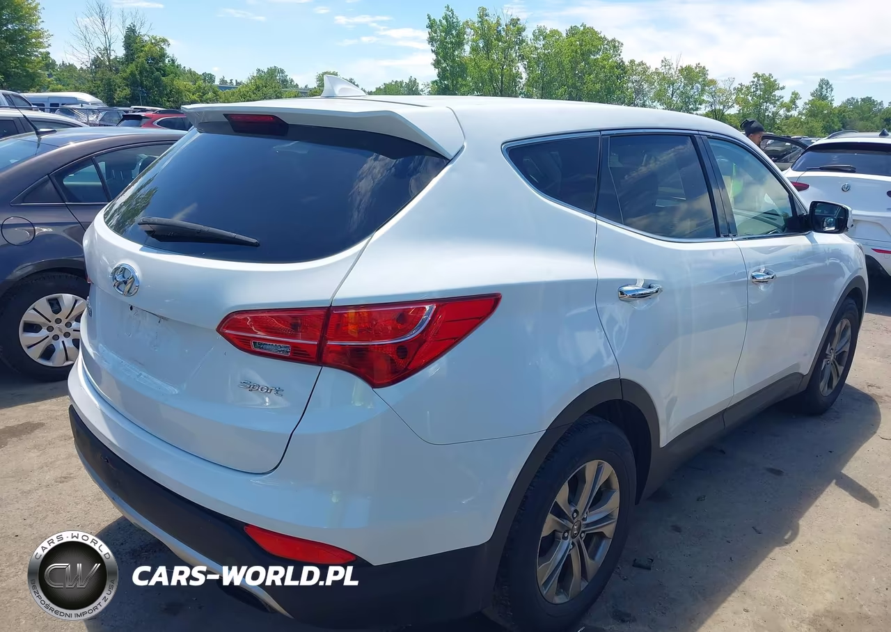2016 Hyundai Santa Fe Sport 2.4L VIN:5XYZT3LB8GG369786 - 4