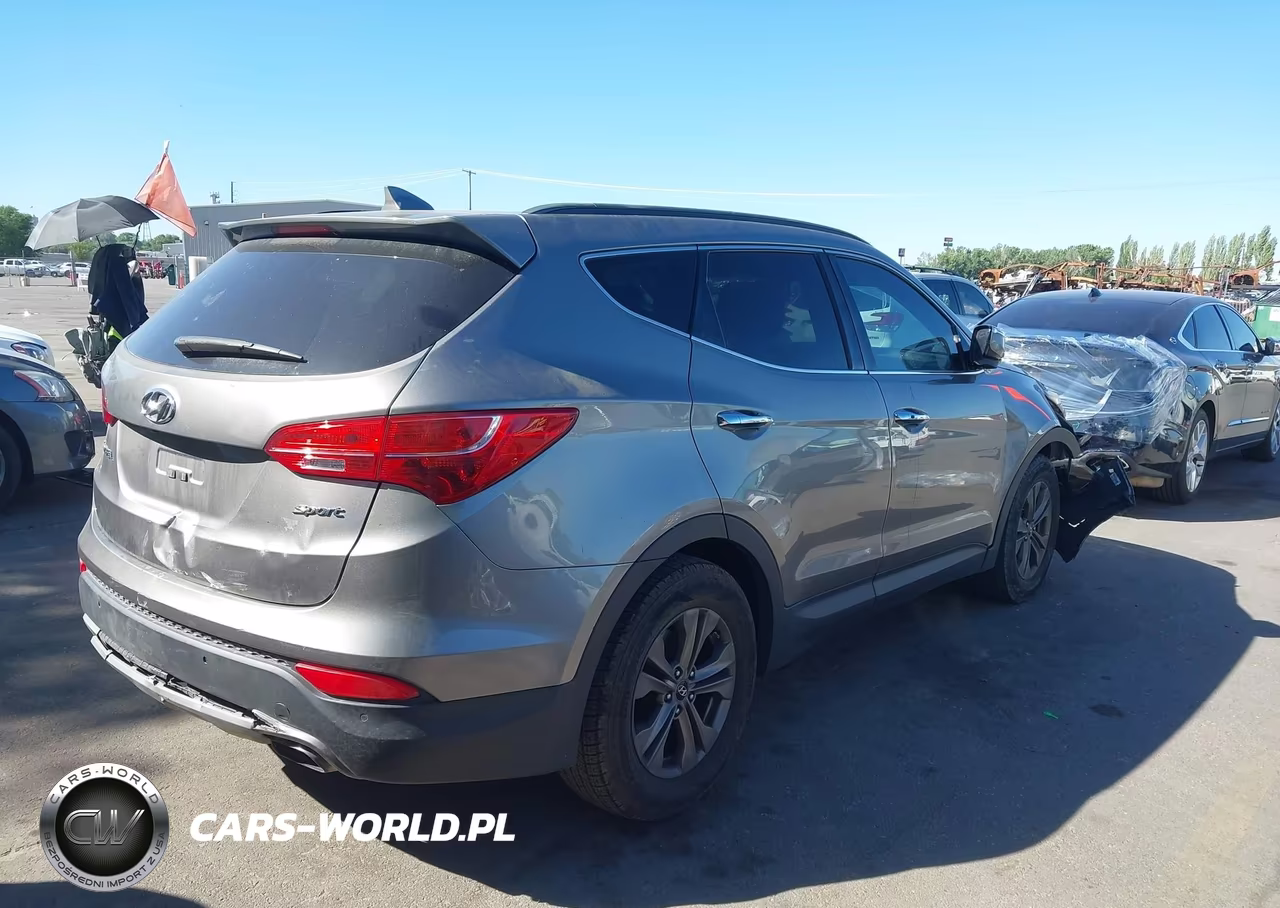 2014 Hyundai Santa Fe Sport 2.4L VIN:5XYZU3LB9EG143900 - 4