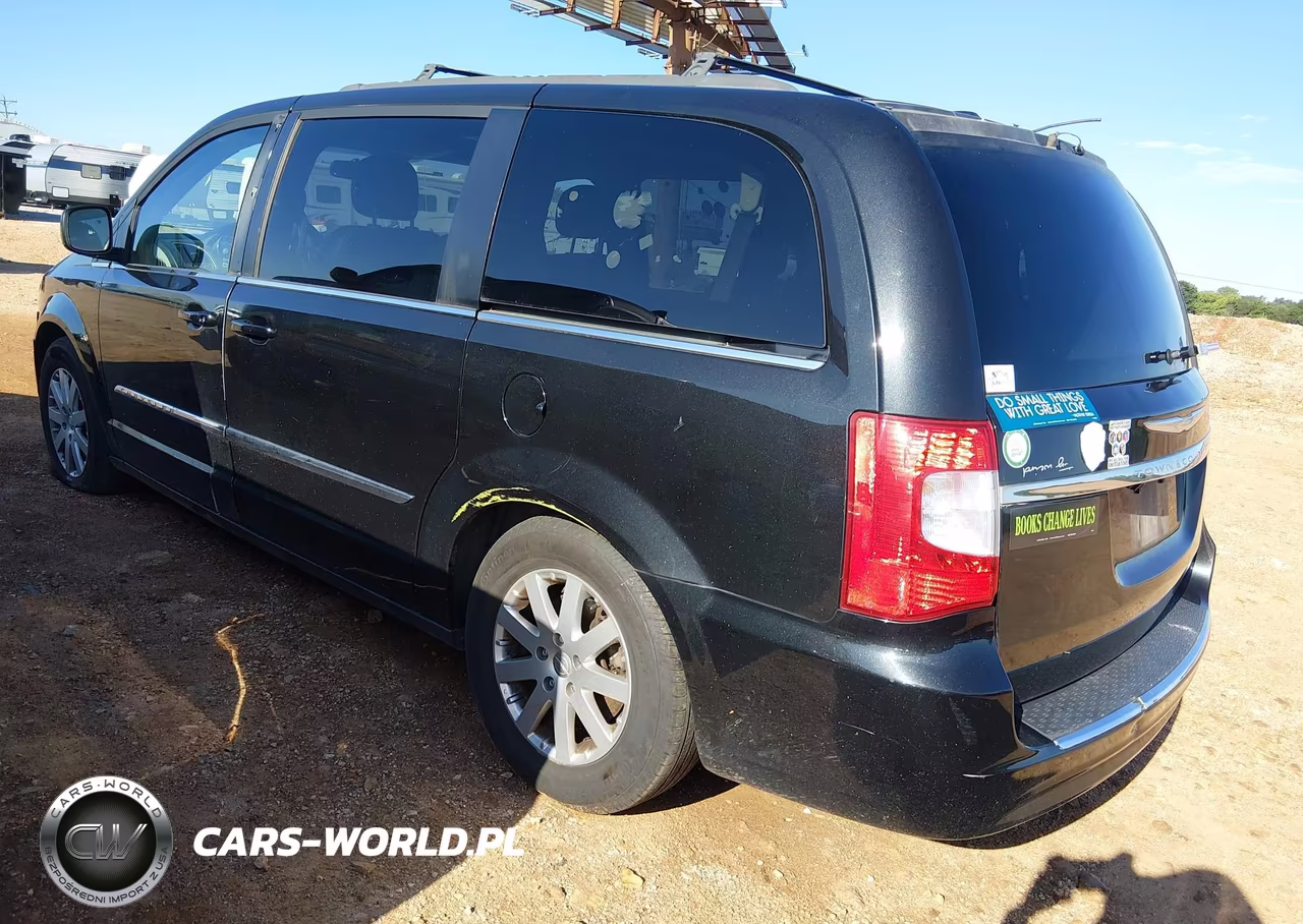 2014 Chrysler Town & Country Touring VIN:2C4RC1BG9ER124683 - 3
