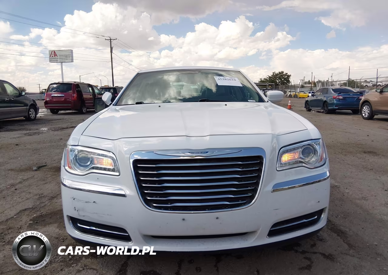 2014 Chrysler 300 VIN:2C3CCAAG1EH378972 - 13