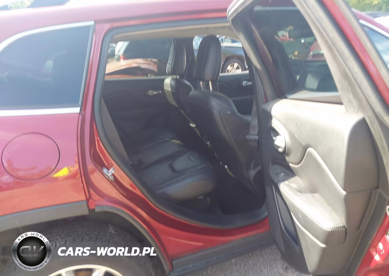 2017 Jeep Cherokee Limited 4X4 VIN:1C4PJMDB1HW511384 - 8