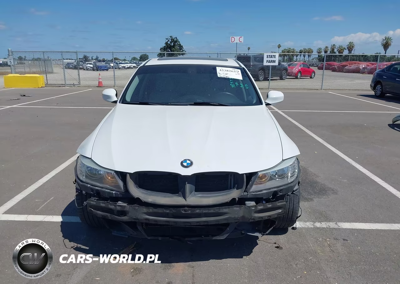2011 BMW 328I VIN:WBAPH5C58BF093116 - 13