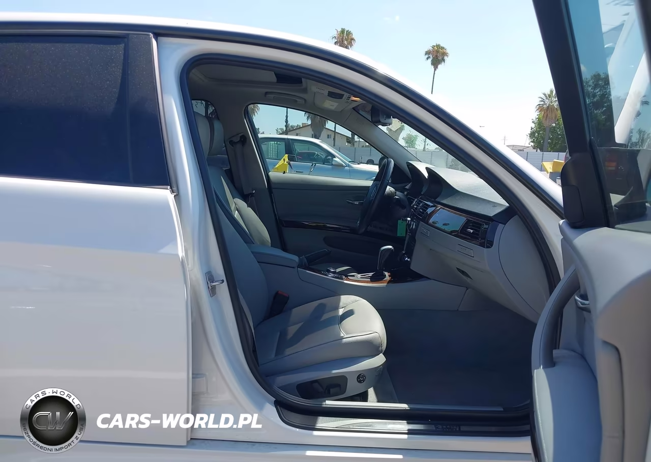 2011 BMW 328I VIN:WBAPH5C58BF093116 - 5