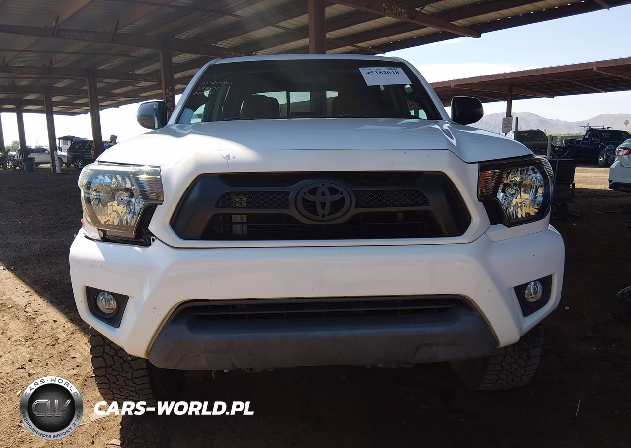 2015 Toyota Tacoma Prerunner V6 VIN:3TMJU4GN5FM192457 - 12