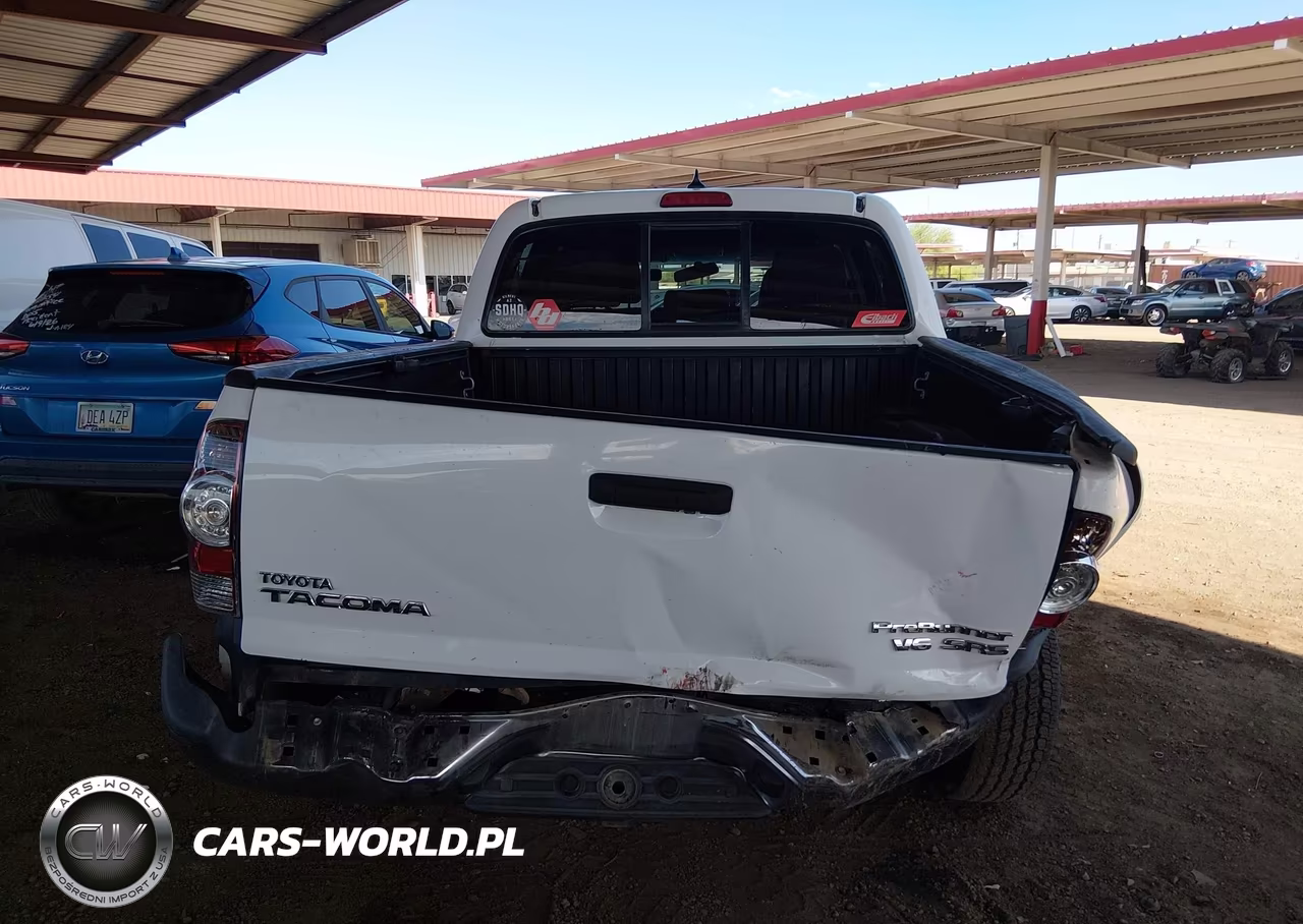 2015 Toyota Tacoma Prerunner V6 VIN:3TMJU4GN5FM192457 - 16