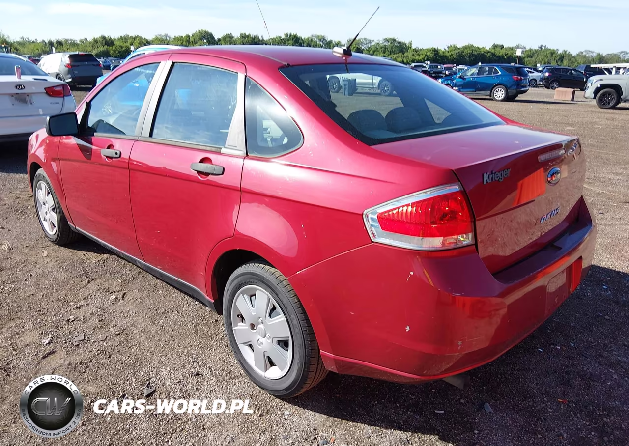 2010 Ford Focus S VIN:1FAHP3EN3AW289139 - 3